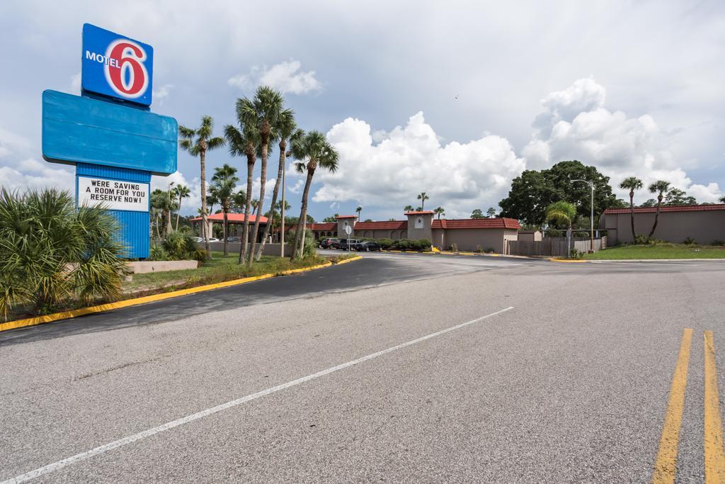 Motel 6-Spring Hill, Fl - Weeki Wachee Exterior photo