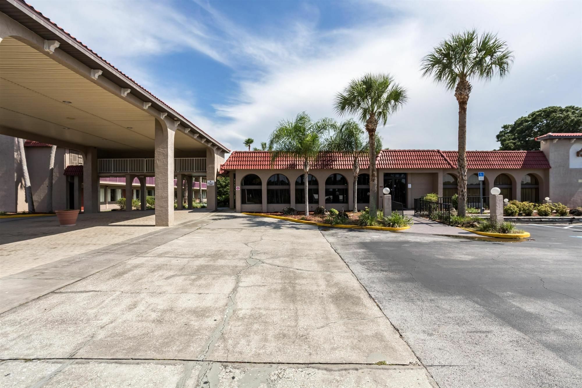 Motel 6-Spring Hill, Fl - Weeki Wachee Exterior photo